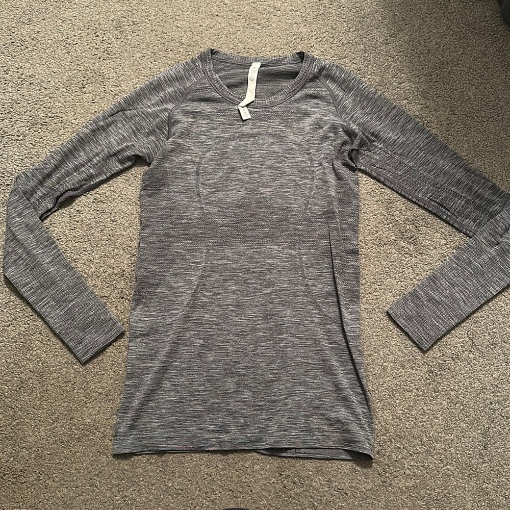 Lululemon Swiftly Tech long sleeve